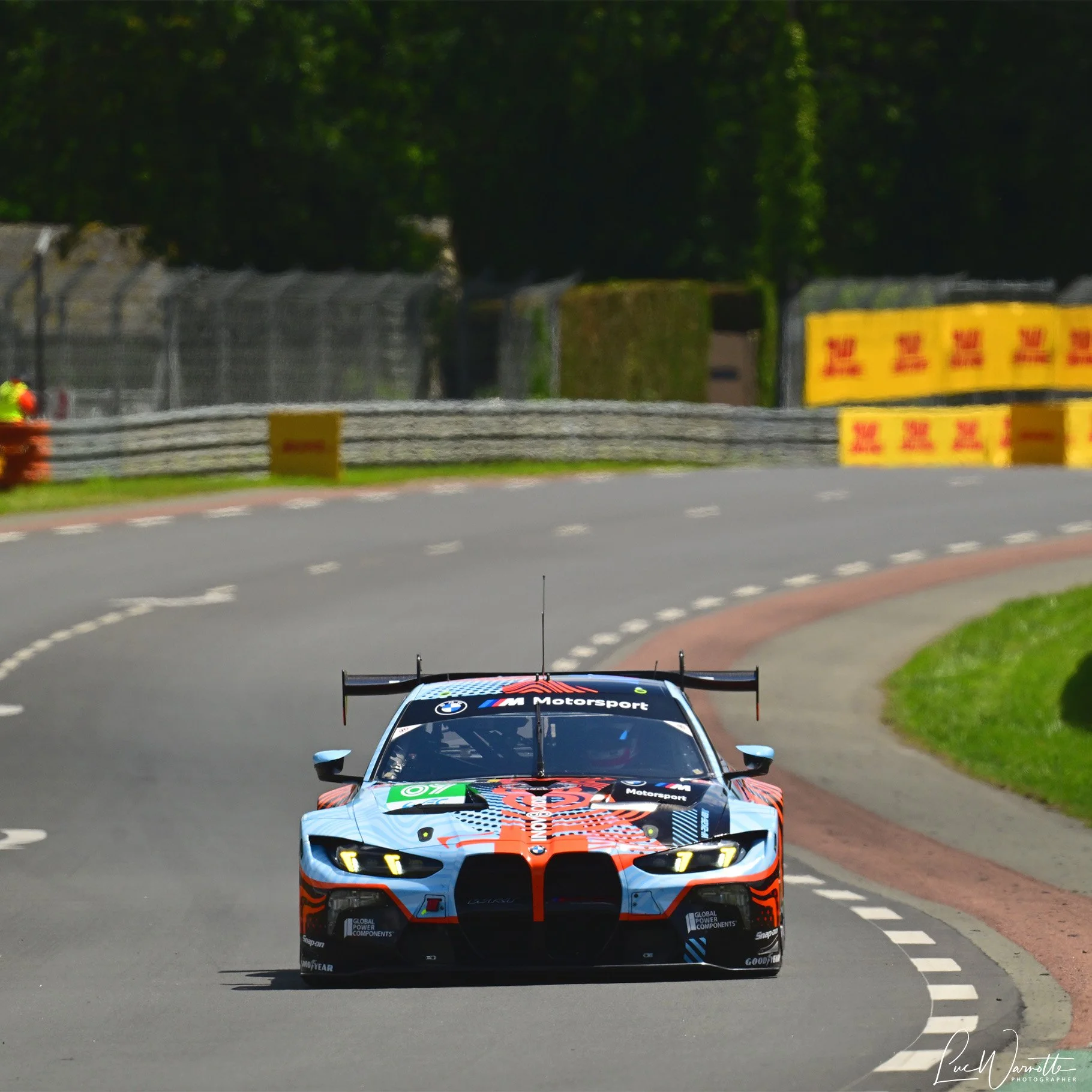 Aston Martin Vantage and Ferrari 296 in front row — Car Racing